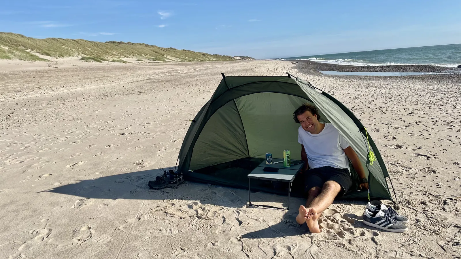 Telt på en sandstrand